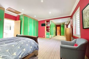 Photo 11- click for photo gallery